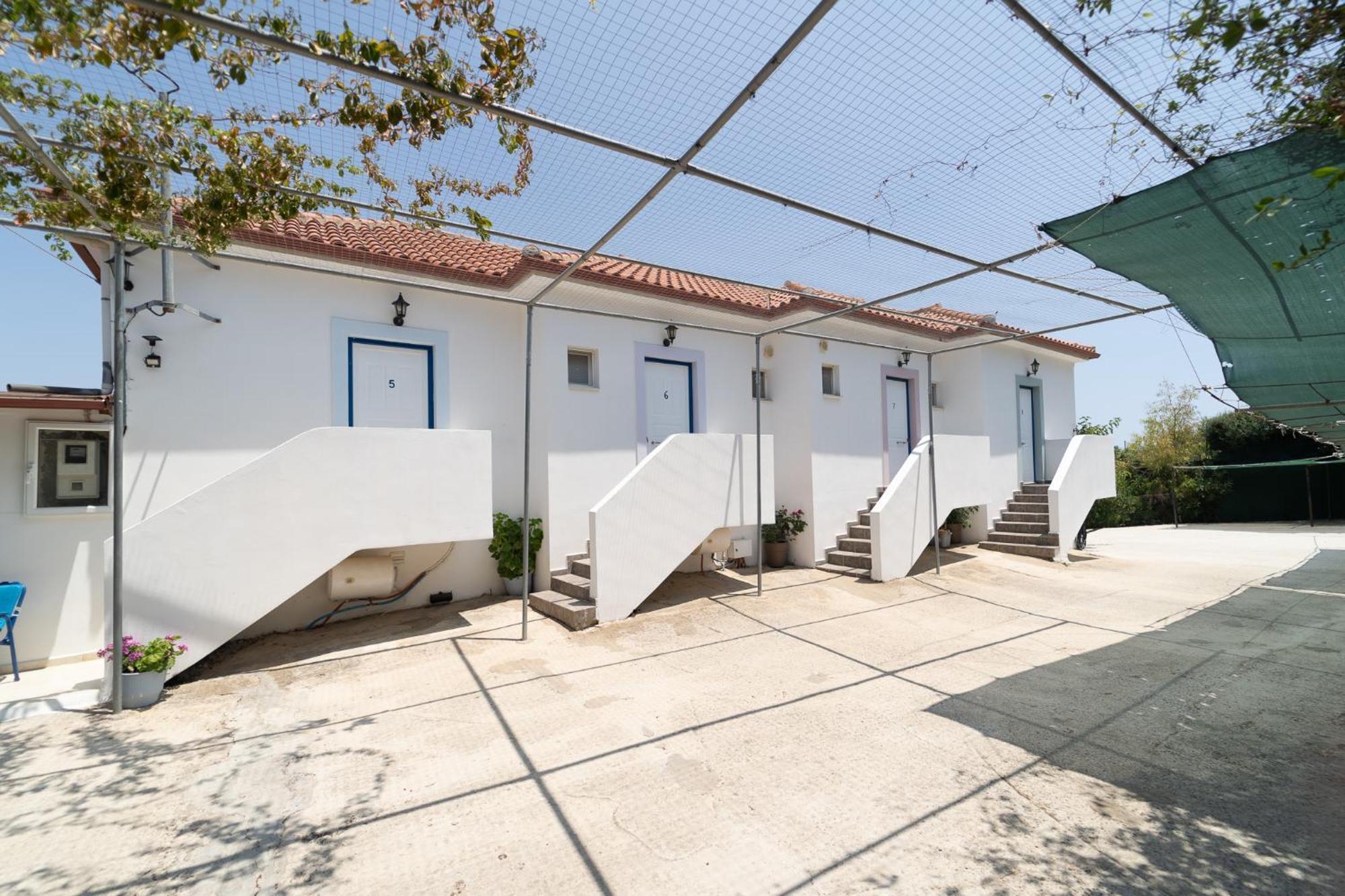 Blue Houses Maisonettes Kamária 外观 照片